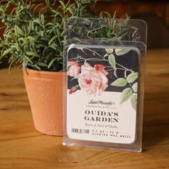 Ouida's Garden Rose & Sandalwood Wax Melt