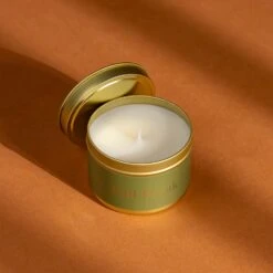 Apple and Vanilla Fall Scented Candle - Handcrafted 5 oz Fall Break -Laurel Mercantile Store 5ozCandles FallCollection FallBreak Individual StudioImages August28 2024 0004