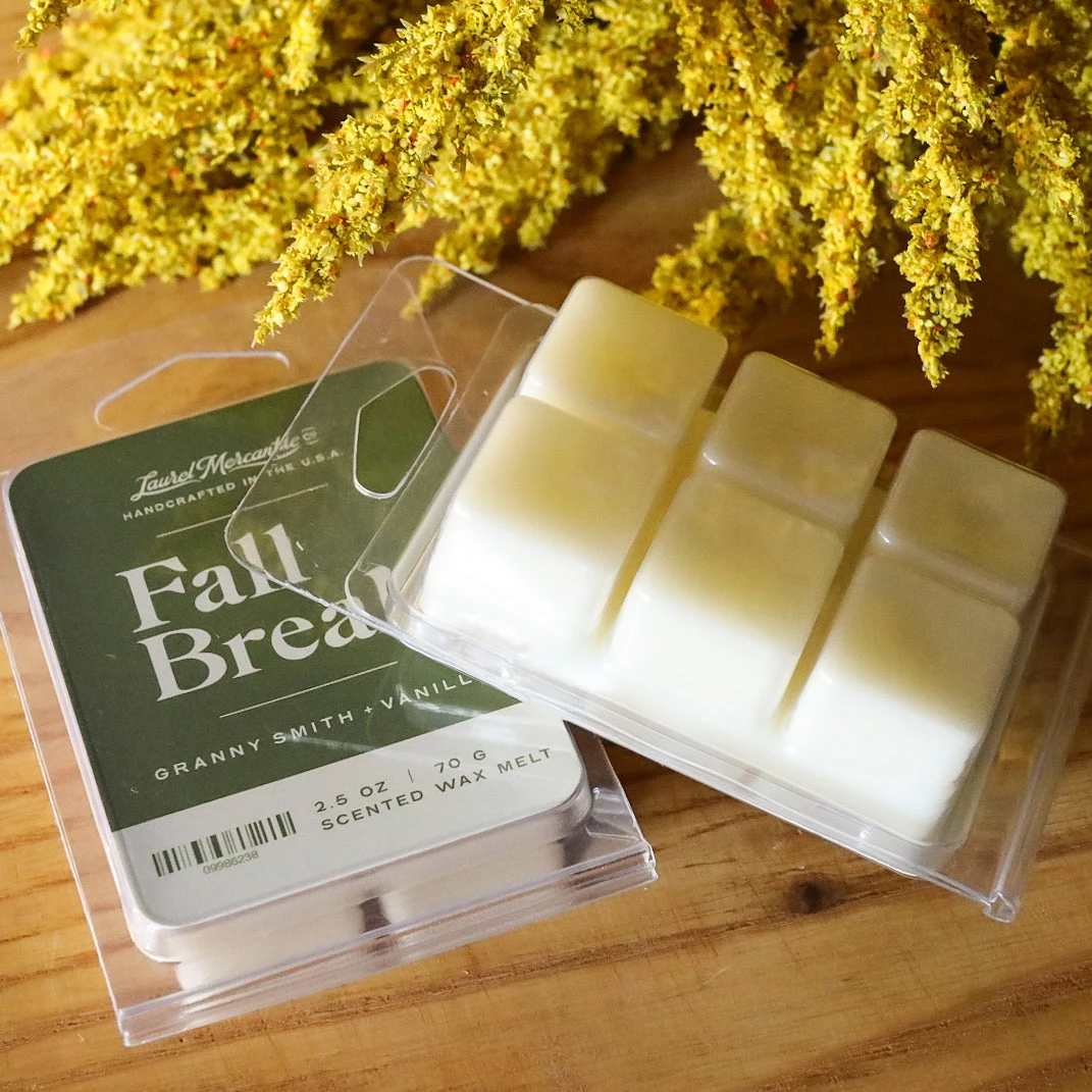 Apple Cobbler Scented Wax Melts - Mama's House Clove & Cinnamon 5 Apple Cobbler Scented Wax Melts - Mama's House Clove & Cinnamon - Image 3