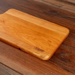 Cherry Bread Board -Laurel Mercantile Store Cherry Bread Board Small 00003