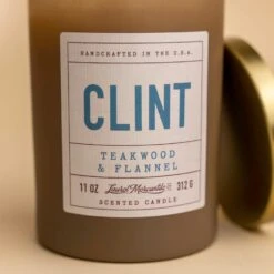 Teakwood & Flannel Masculine Scented Candle - Clint 11 oz -Laurel Mercantile Store Clint 11 ounce candle 00004