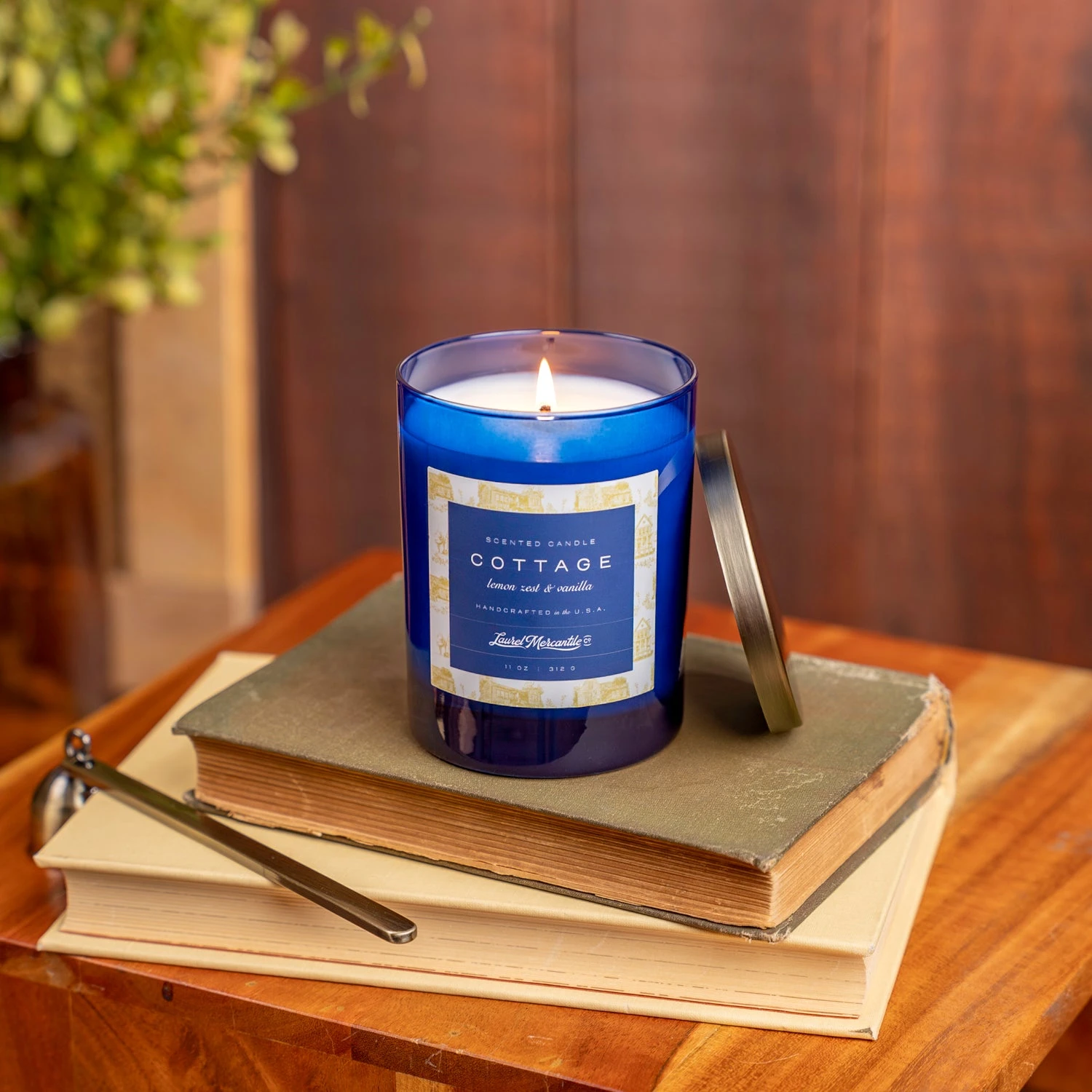 Lemon Zest & Vanilla Cottage Candle - 11oz Artisan Scent 3 Lemon Zest & Vanilla Cottage Candle - 11oz Artisan Scent