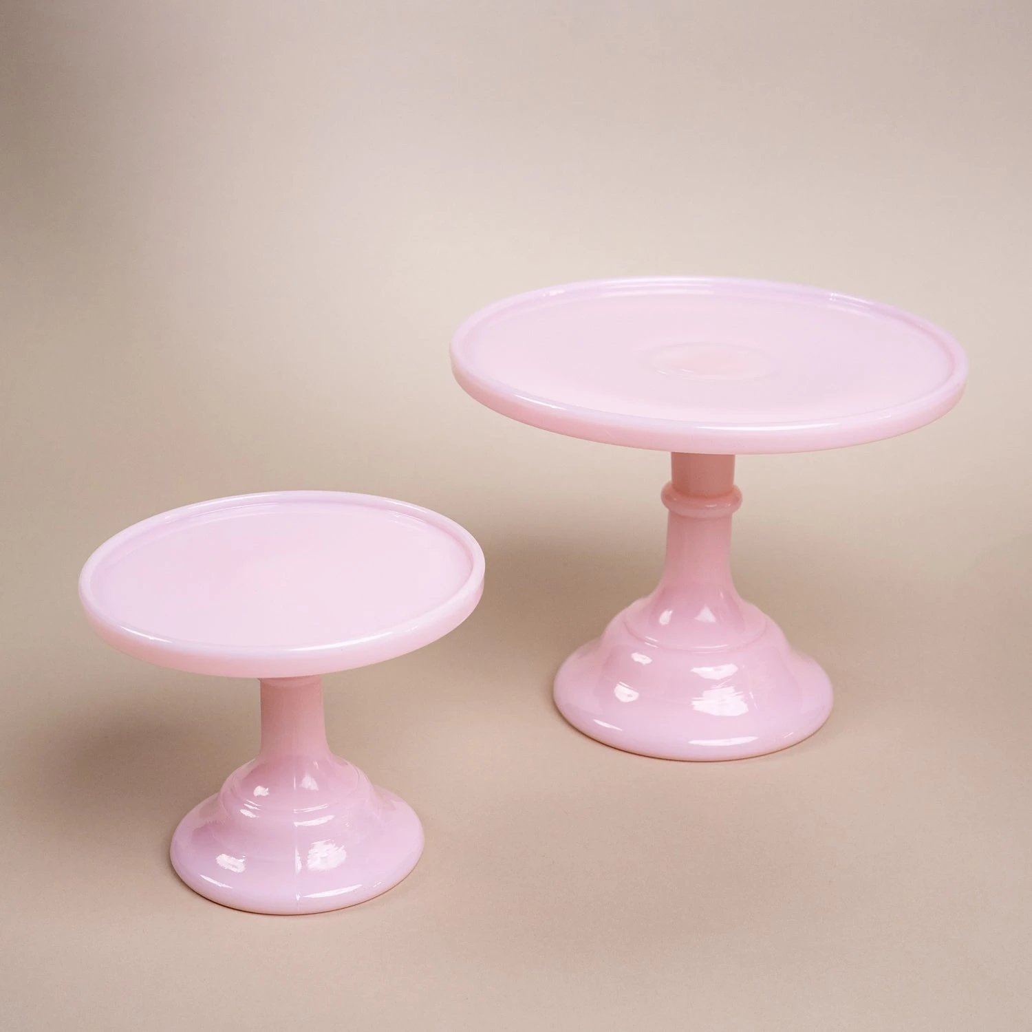 Crown Tuscan Cake Stand 4 Crown Tuscan Cake Stand - Image 2
