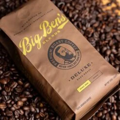 Scotsman Deluxe Blend Whole Bean Coffee - 12oz Bag -Laurel Mercantile Store Deluxe Blend Whole Bean 12 oz Bag 00006