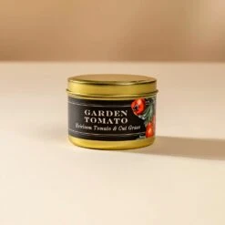 Garden Tomato Scented Candle - Hand-Poured Summer Fragrance