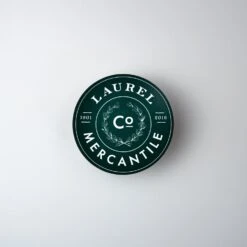 Green Wreath Magnet for Fridge and Office - Durable Botanical Decor