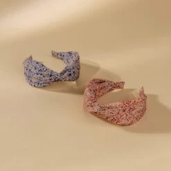 Lucy's Vintage Floral Headband: Elegant, Pinch-Free Hair Accessory