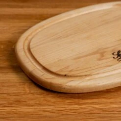 Scotsman Maple Oval Serving Board with Juice Groove -Laurel Mercantile Store Maple Oval Serving Board with Juice Groove 00004