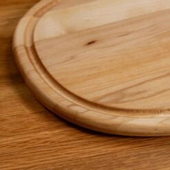 Scotsman Maple Oval Serving Board with Juice Groove -Laurel Mercantile Store Maple Oval Serving Board with Juice Groove 00013