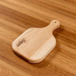 Scotsman Co. Maple Square Cheese Board - Handcrafted American Hardwood 21 Scotsman Co. Maple Square Cheese Board - Handcrafted American Hardwood -Laurel Mercantile Store Maple Square Cheese Board Small 00004