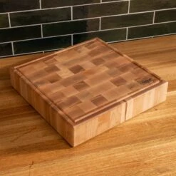 Maple End Grain Square Butcher Block With Juice Groove -Laurel Mercantile Store Maple Square End Grain Butcher Block with Juice Groove Large 00002
