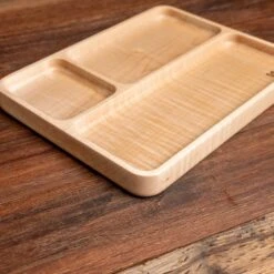 Scotsman Handcrafted Maple Wooden Valet Tray -Laurel Mercantile Store Maple Valet Three Compartment 00004