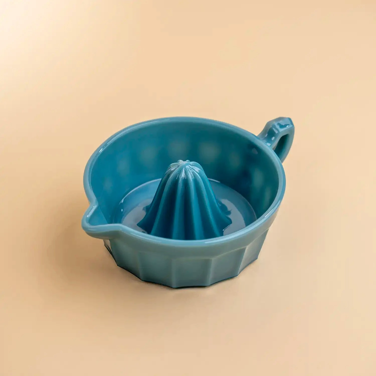 Georgia Blue Juice Reamer 6 Georgia Blue Juice Reamer - Image 4