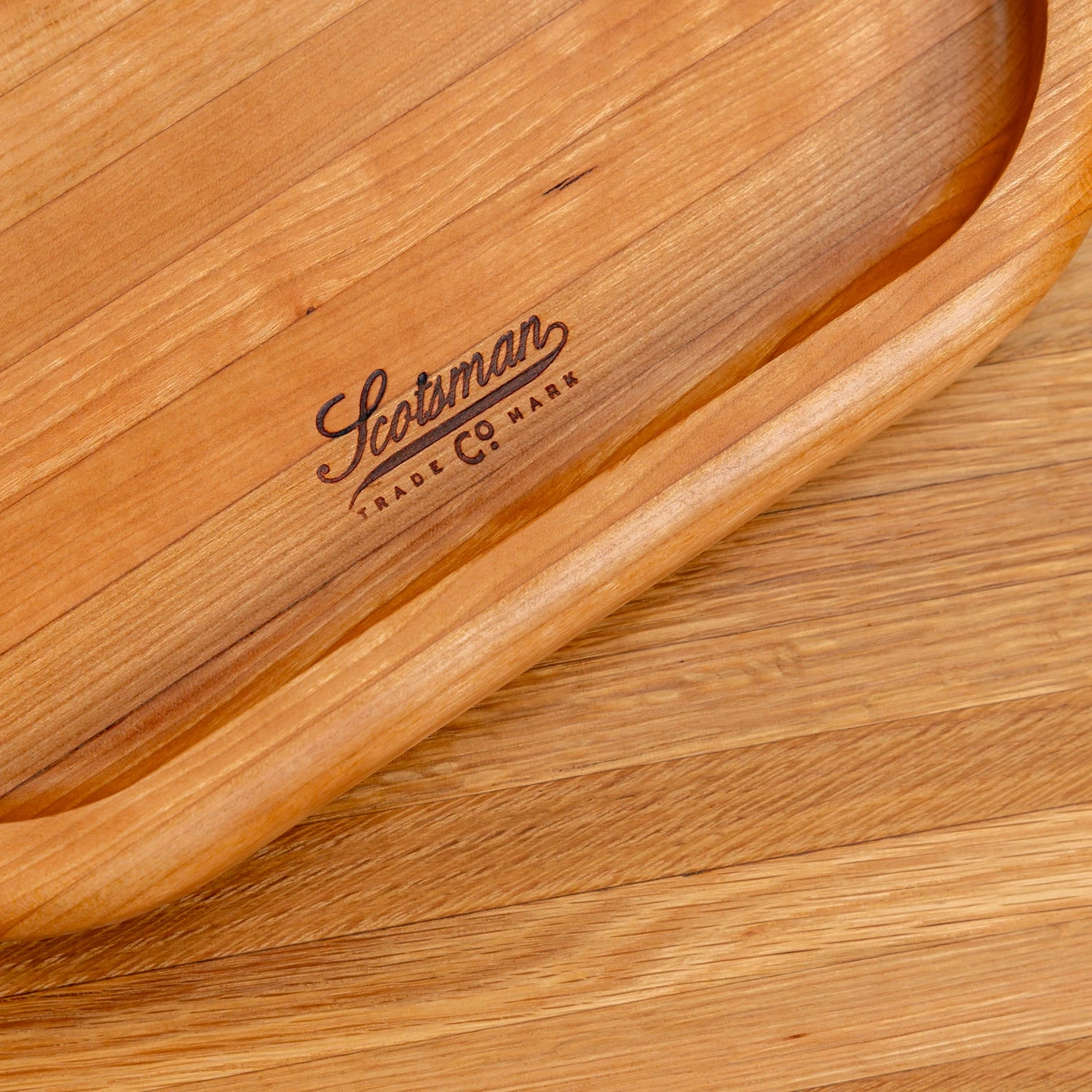 Scotsman Cherry Carving Block with Raised Edge 7 Scotsman Cherry Carving Block with Raised Edge - Image 5