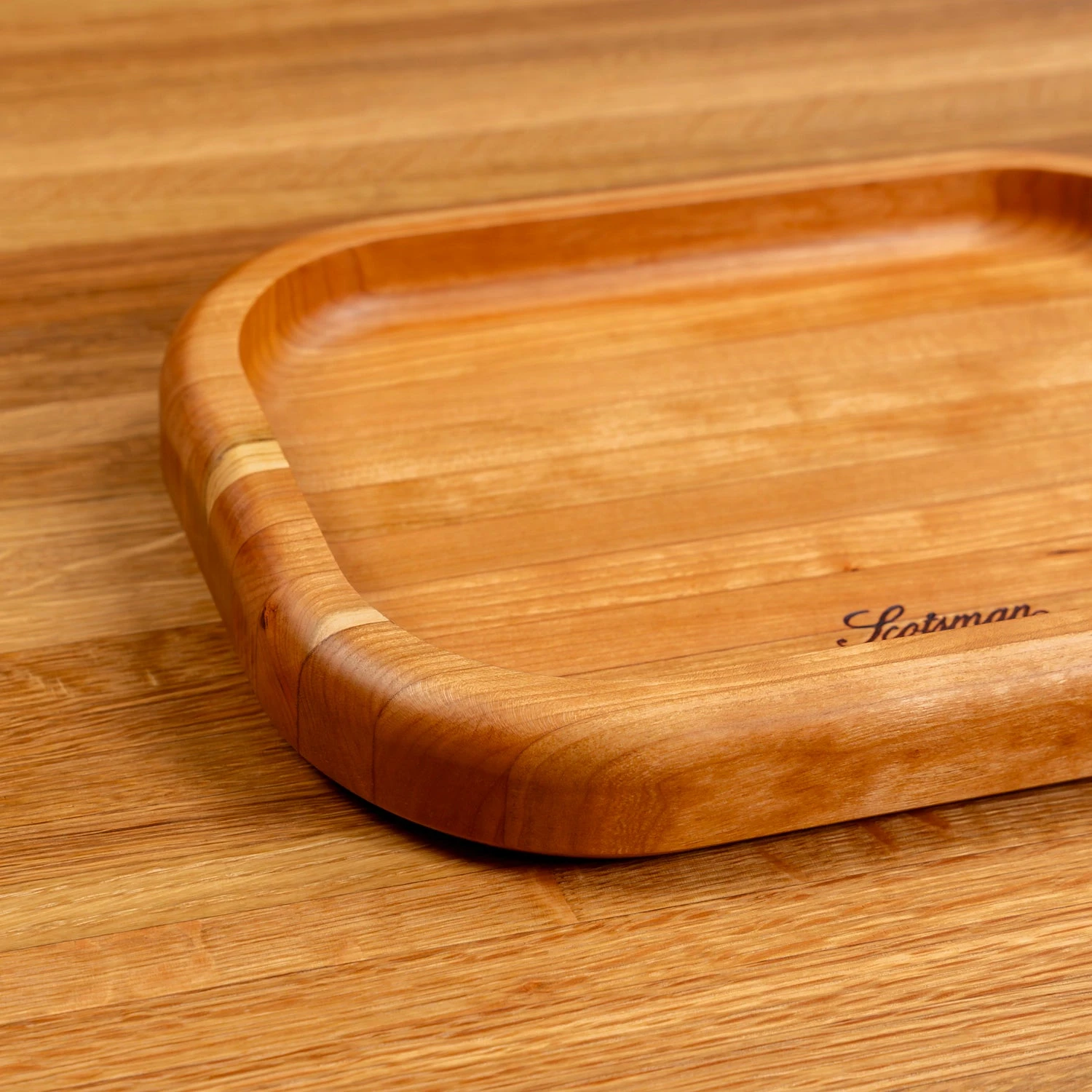 Scotsman Cherry Carving Block with Raised Edge 8 Scotsman Cherry Carving Block with Raised Edge - Image 6