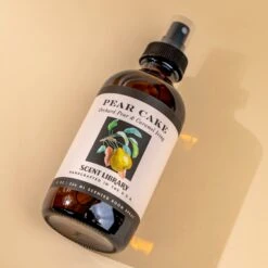 Pear Cake Room Spray: Orchard Pear & Caramel Icing -Laurel Mercantile Store Pear Cake Room Spray 00003