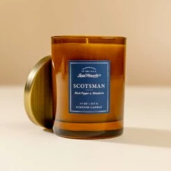 Scotsman Candle: Black Pepper & Mandarin (11 oz) 10 Scotsman Candle: Black Pepper & Mandarin (11 oz) -Laurel Mercantile Store Scotsman 11 ounce candle 00007