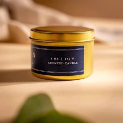 Scotsman 5 oz. Candle - Bergamot, Mandarin, & Black Pepper -Laurel Mercantile Store Scotsman 5 ounce candle 00003