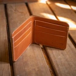 Scotsman Leather Bi-Fold Wallet: Handcrafted English Bridle Leather -Laurel Mercantile Store Scotsman Leather Bi Fold Wallet 00002