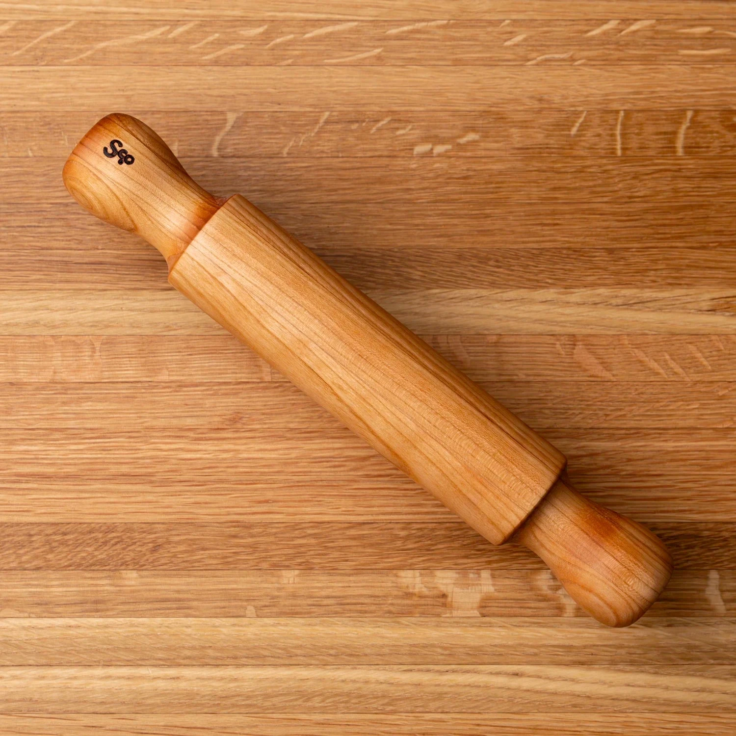 Mini Traditional Wooden Rolling Pin with Handles 6 Mini Traditional Wooden Rolling Pin with Handles - Image 4