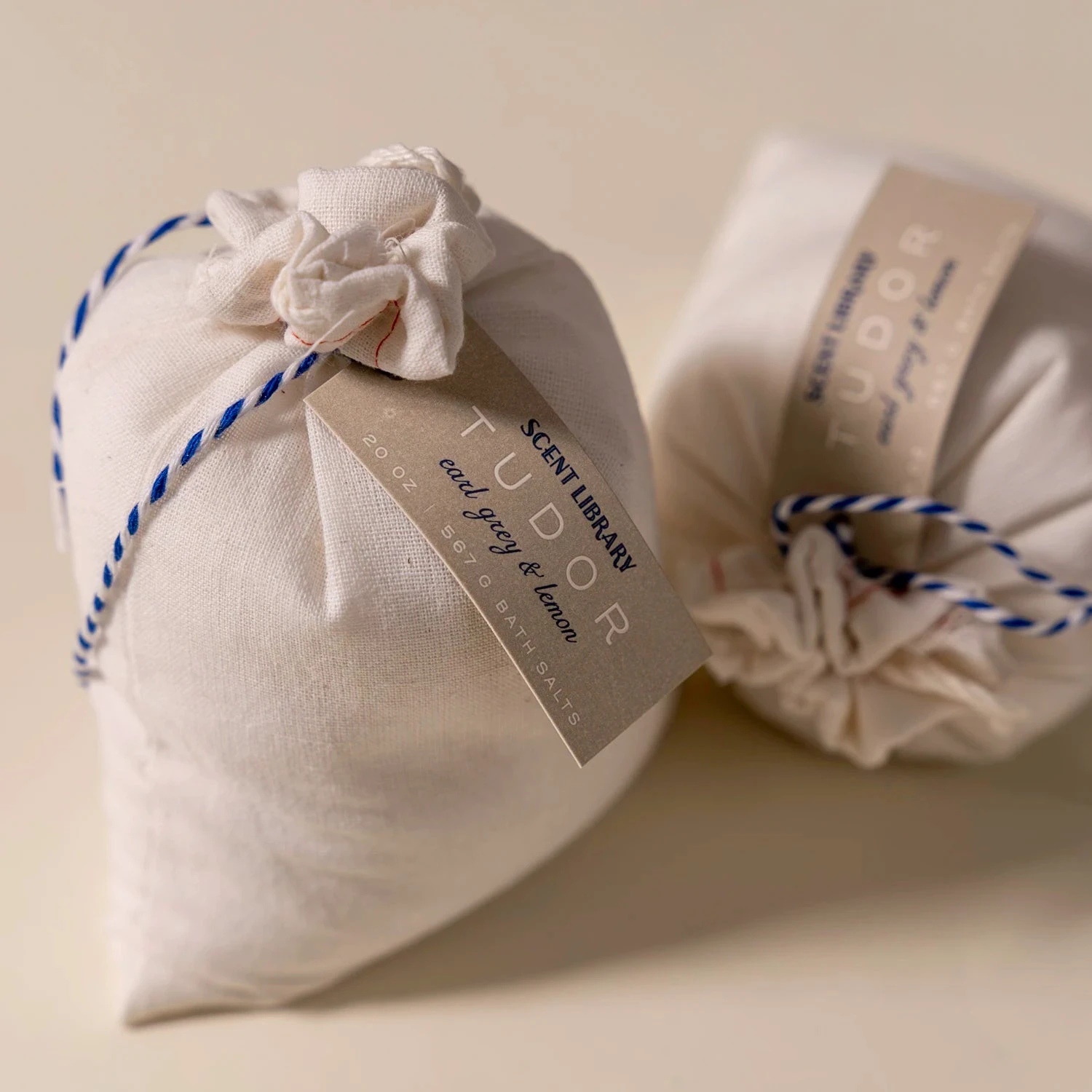 Tudor Architecture Collection Bath Salts - Earl Grey & Lemon, 20 oz 6 Tudor Architecture Collection Bath Salts - Earl Grey & Lemon, 20 oz - Image 4