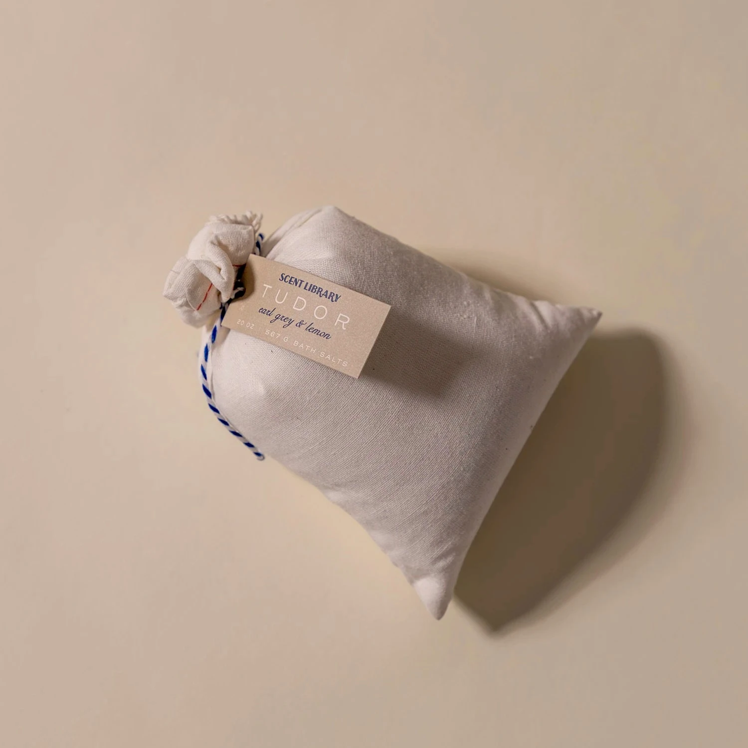 Tudor Architecture Collection Bath Salts - Earl Grey & Lemon, 20 oz 5 Tudor Architecture Collection Bath Salts - Earl Grey & Lemon, 20 oz - Image 3