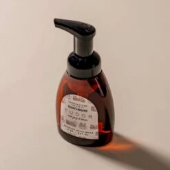 Tudor Foaming Hand Soap: Earl Grey + Lemon - 8 oz -Laurel Mercantile Store Tudor Foaming Hand Soap 00003
