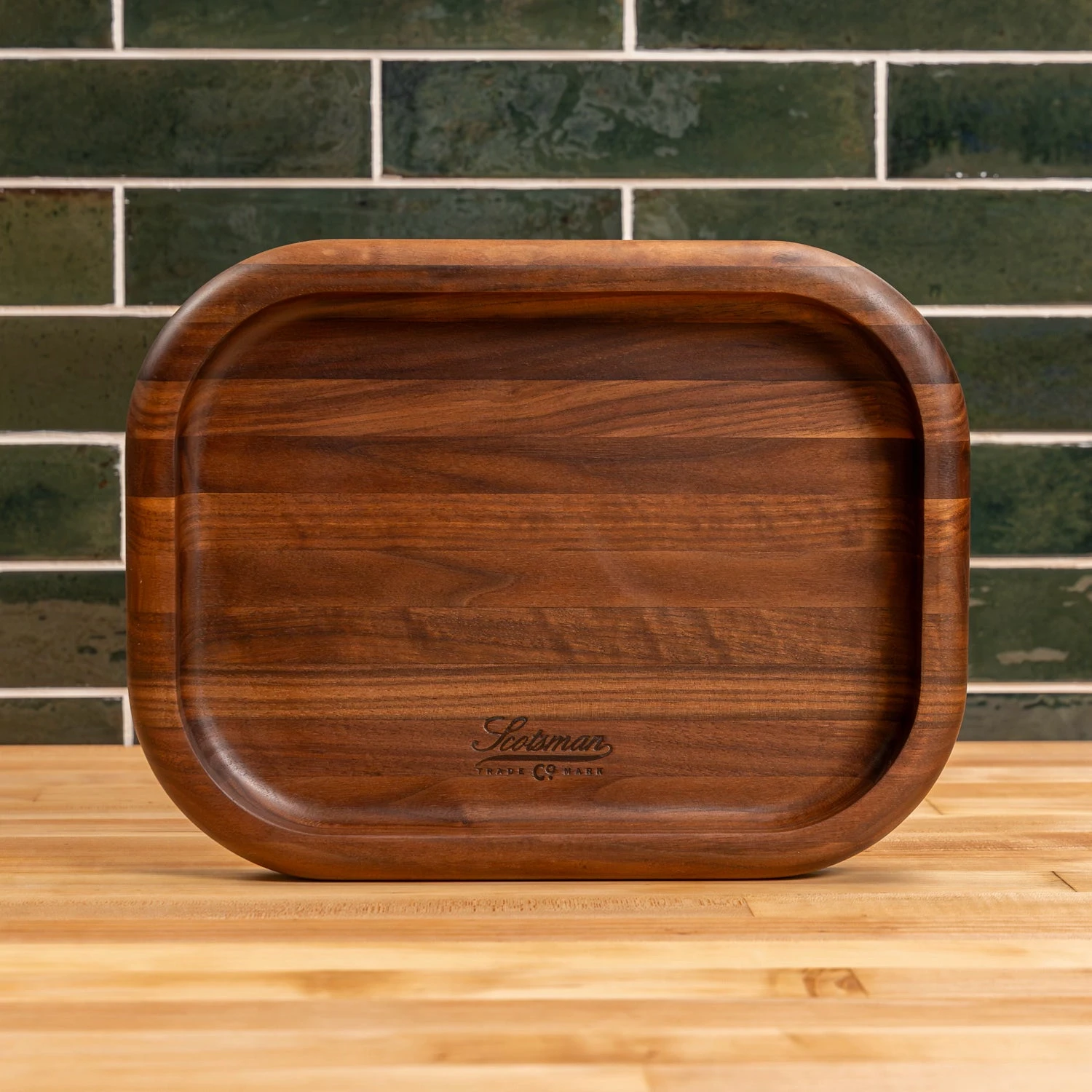 Scotsman Walnut Carving Block - Premium American Hardwood Serving Tray 4 Scotsman Walnut Carving Block - Premium American Hardwood Serving Tray - Image 2