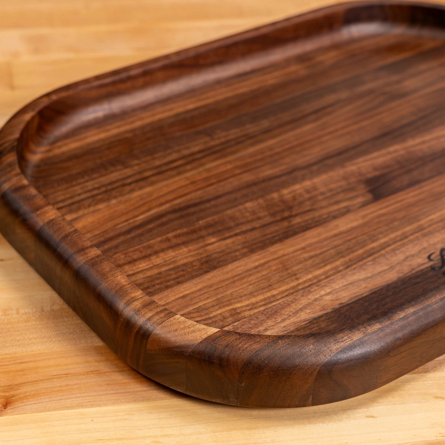 Scotsman Walnut Carving Block - Premium American Hardwood Serving Tray 8 Scotsman Walnut Carving Block - Premium American Hardwood Serving Tray - Image 6