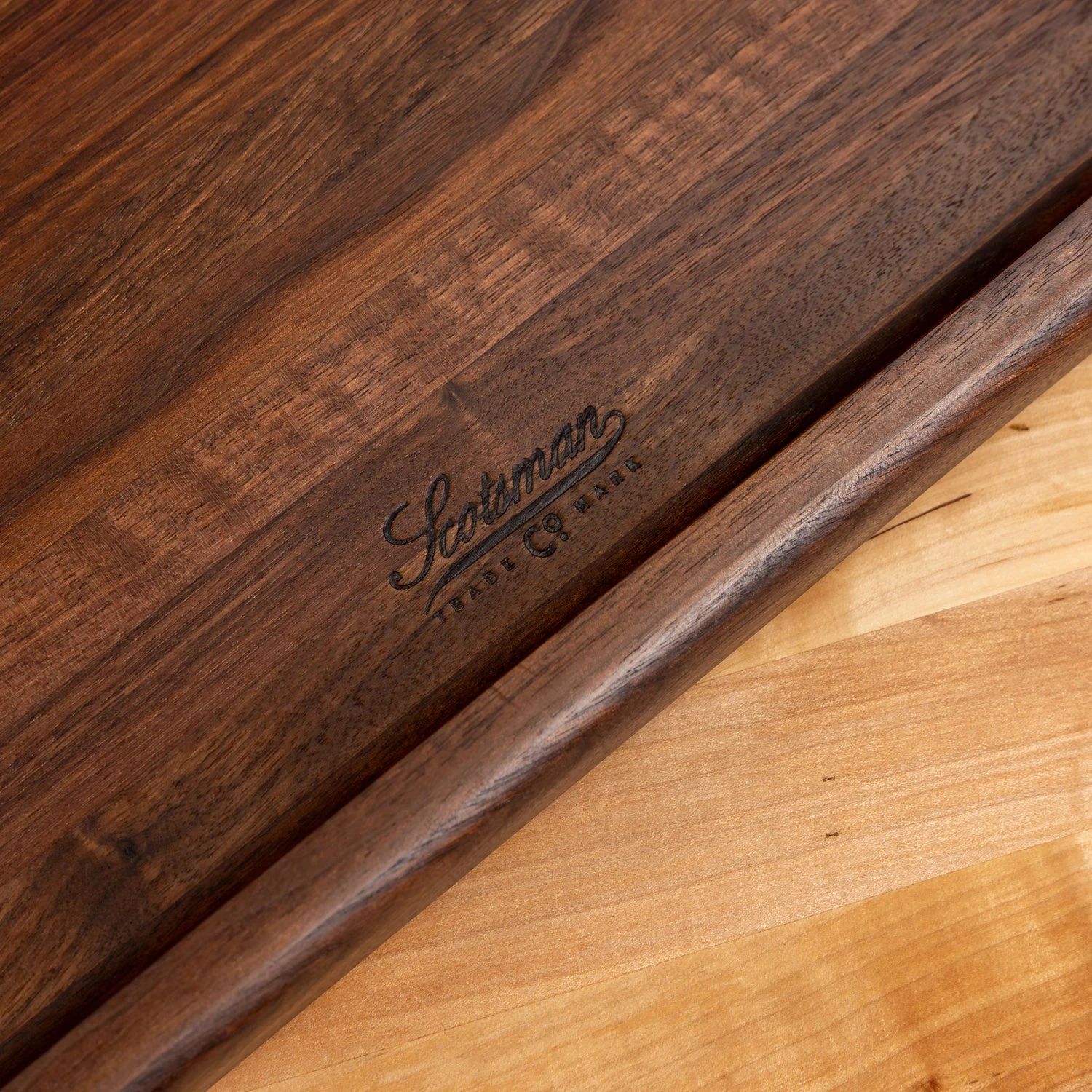 Scotsman Walnut Carving Block - Premium American Hardwood Serving Tray 11 Scotsman Walnut Carving Block - Premium American Hardwood Serving Tray - Image 9