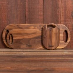 Scotsman Co. Walnut Oval Cheese Board