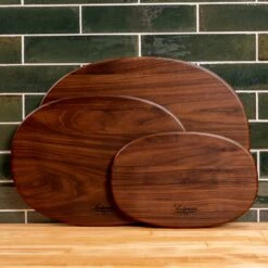 Scotsman American Walnut Oval Serving Board