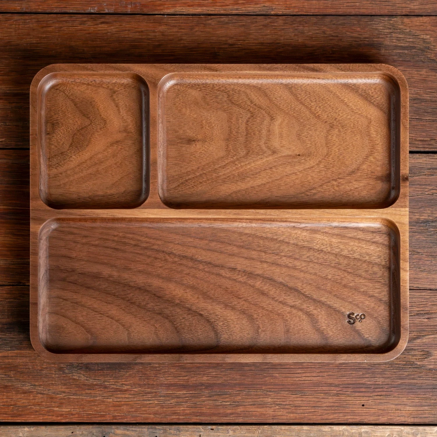 Walnut Wooden Valet 12 Walnut Wooden Valet - Image 10
