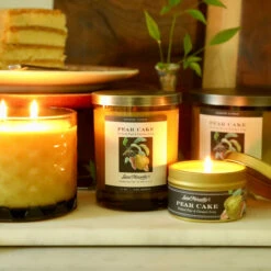 Pear Cake Scented Candle - 11 oz Hand-Poured Orchard Pear & Caramel