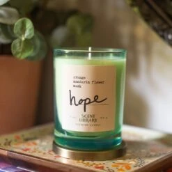 Oceanic Scented Candle - Hope Candle with Mandarin and Musk